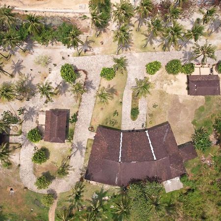 Dewa Daru Resort การีมุนยาวา ภายนอก รูปภาพ