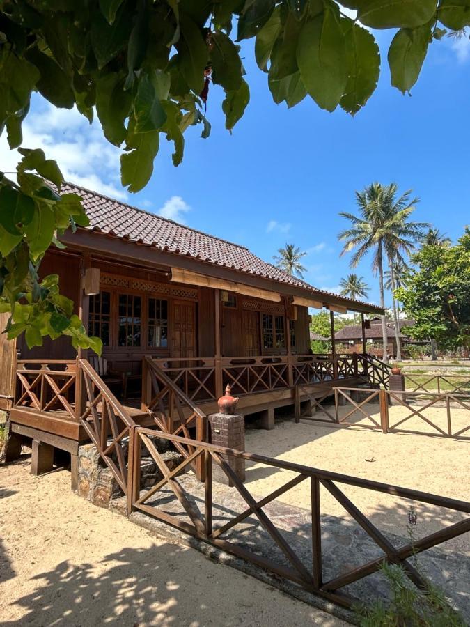 Dewa Daru Resort การีมุนยาวา ภายนอก รูปภาพ